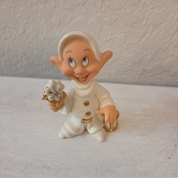Lenox Disney Showcase Collection Dopey Figurine Retired - Picture 2 of 8
